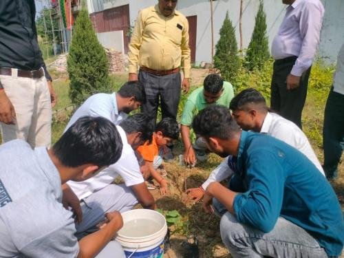 Maalyaarth-Paryavaran-Vimarsh-10