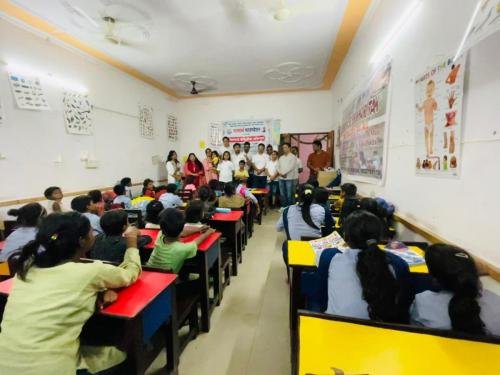 Maalyaarth-Shiksha-Vimarsh